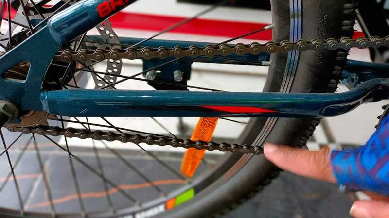 examine bike chain