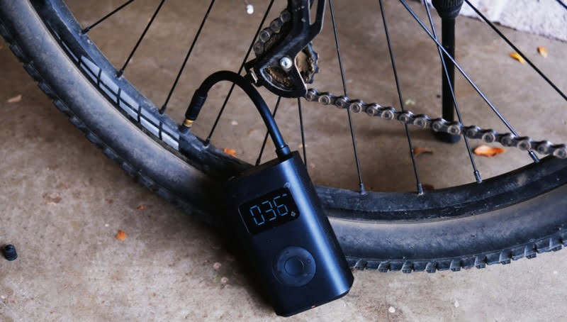 Maintaining bike tire pressure