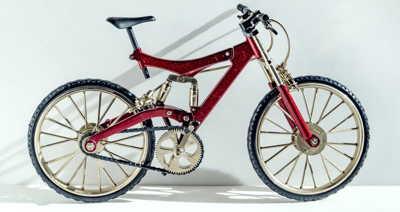 full suspension mountain bike